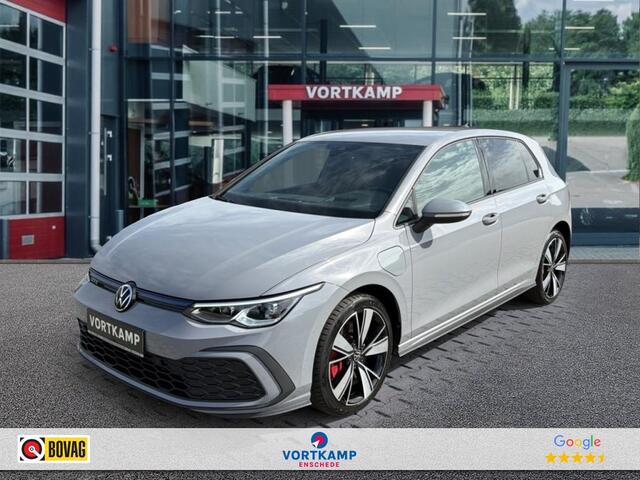 Volkswagen GOLF 1.4 TSI GTE CAMERA/ACC/HEAD-UPDIS/STOEL+STUURVERW/NAVI/CARPLAY