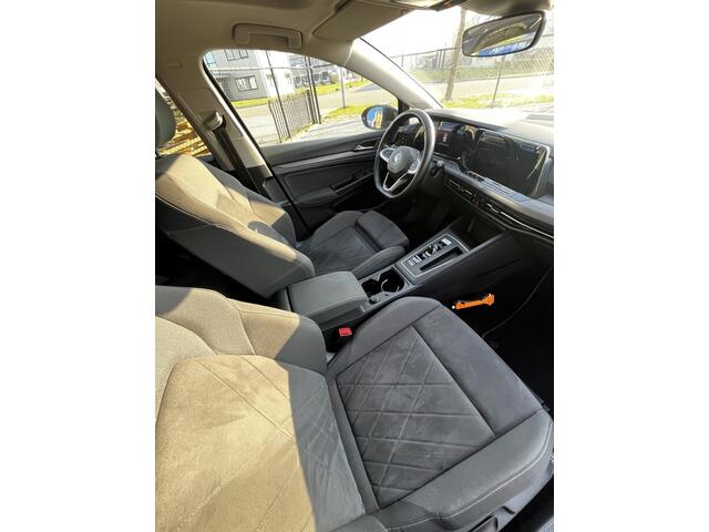 Volkswagen GOLF 1.5 eTSI Style PANO! LED! STOELMASSAGE!