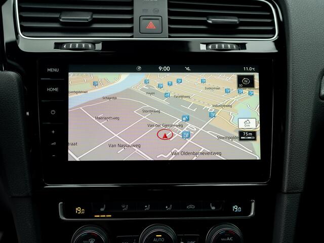 Volkswagen GOLF 1.4 TSI PHEV GTE Limited Edition 051/200 | Groot navi | Stoelgeheugen | Camera | Leder | Prijs Rijklaar!!