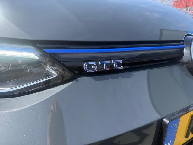 Volkswagen GOLF 1.4 eHybrid GTE | Automaat | Navigatie | Camera | Dodehoek Detectie | Cruise Control Adaptief | Climate Control | Keyless | DAB
