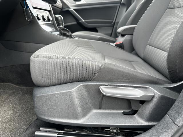 Volkswagen GOLF 1.0 TSI Comfortline Business |ACC|CLIMA|CARPLAY|PDC|TREKHAAK|LM VELGEN 17''