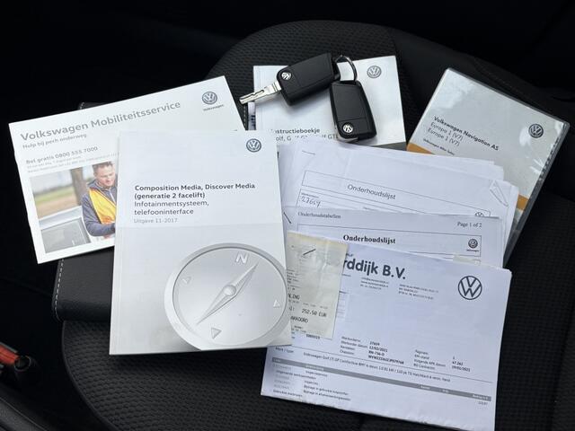 Volkswagen GOLF 1.0 TSI Comfortline Navi | Climate | Trekhaak | Apple Carplay