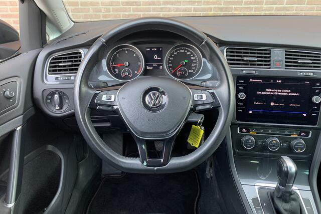 Volkswagen GOLF 1.6 TDI DSG Comfortline Business, Origineel NL, Carplay, Adaptive Cruise, Stoelverwarming, PDC, Navigatie, Massage.
