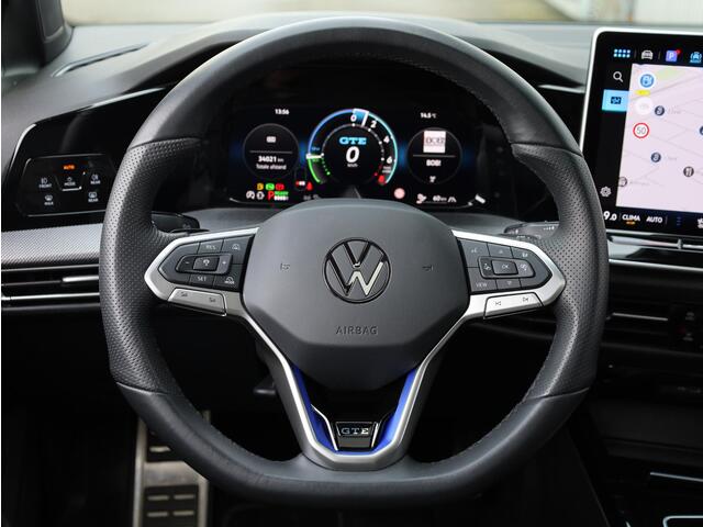 Volkswagen GOLF GTE 1.5 eHybrid 272PK | Full Options | Panodak | Leer | 360° | Stoel Ventilatie | Head-up | Keyless | Camera | Memory | IQ Light | Stoel&Stuurverwarming | 18"Inch |
