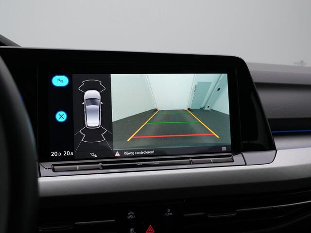 Volkswagen GOLF 1.5 eTSI 130 pk DSG Life | Achteruitrijcamera | Adaptive Cruise | Navigatie