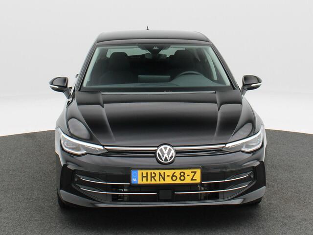 Volkswagen GOLF 1.5 eHybrid 204 Pk Automaat Style Edition | Stoelverwarming | Camera | Trekhaak | Full LED | Navigatie | Carplay | 18 Inch | 27.493 Km !!