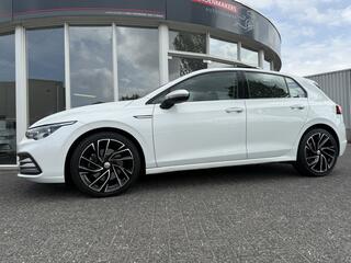 volkswagen-golf-1.5-e-tsi-style-150