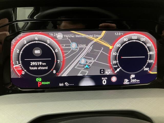 Volkswagen GOLF 1.5 eTSI 85kW/116pk DSG Life Edition | Navigatiesysteem | LED verlichting | Achteruitrijcamera | Parkeersensoren voor & achter |