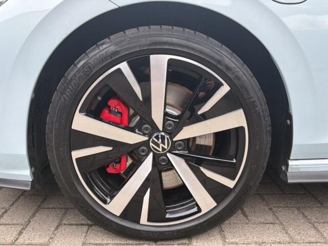Volkswagen GOLF 1.5 TSI GTE 272 PK PANO-DAK/360CAM/LEDER/MEM/ACC/IQ/STANDKACHEL/STOEL+STUURVERW
