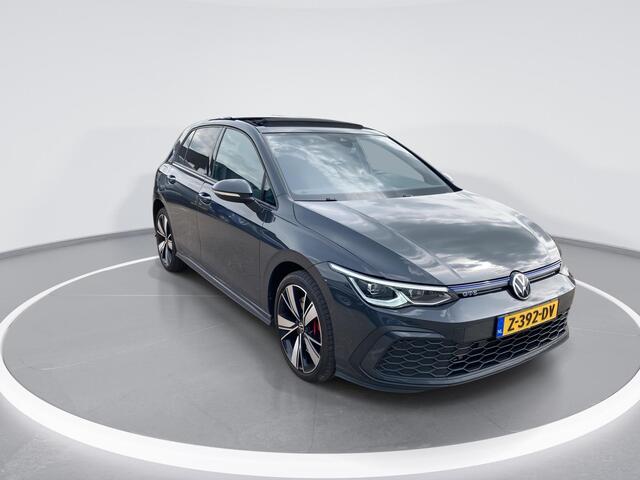 Volkswagen GOLF 1.4 eHybrid 180kW/245PK DSG GTE · Panoramadak · Apple/Android Car Play · Navigatie · Stoelverwarming ·