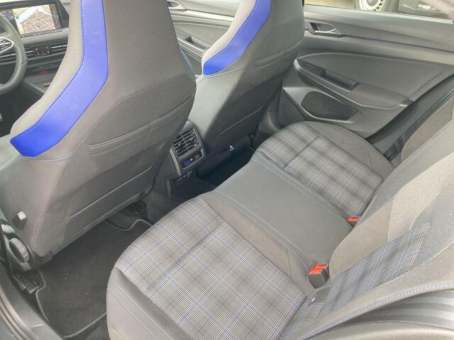 Volkswagen GOLF 1.4 eHybrid 180kW/245PK DSG GTE · Panoramadak · Apple/Android Car Play · Navigatie · Stoelverwarming ·