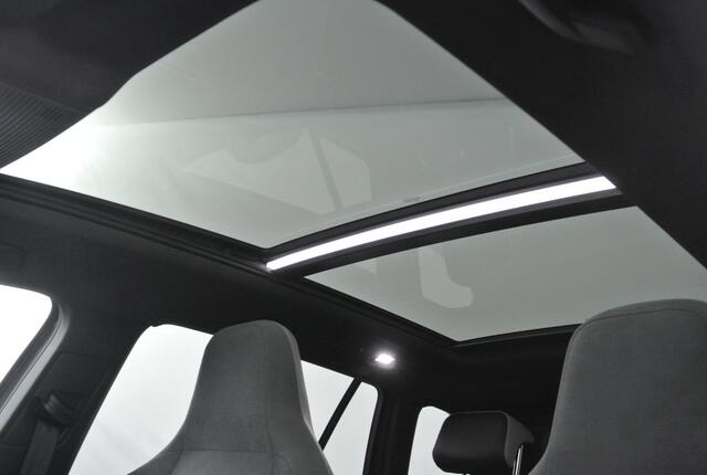 Volkswagen GOLF Variant 1.5 eTSI 150pk DSG R-Line | Harman/Kardon | Panoramadak | Trekhaak |