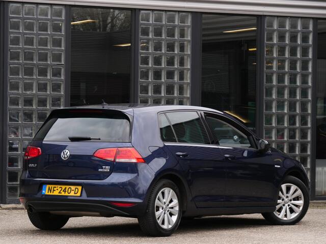 Volkswagen GOLF 5D 1.0TSi COMFORTLINE/ CARPLAY/ PDC V+A