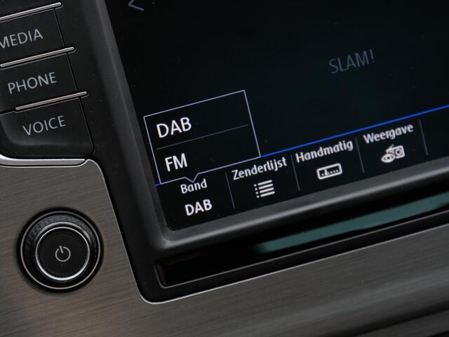 Volkswagen GOLF 5D 1.0TSi COMFORTLINE/ CARPLAY/ PDC V+A