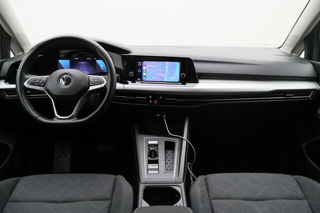 Volkswagen GOLF 1.0 eTSI Life Virtual Cockpit, Sfeerverlichting, Climate, ACC, Apple Carplay, PDC, 16''