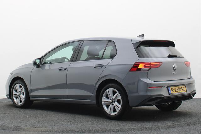 Volkswagen GOLF 1.0 eTSI Life Virtual Cockpit, Sfeerverlichting, Climate, ACC, Apple Carplay, PDC, 16''