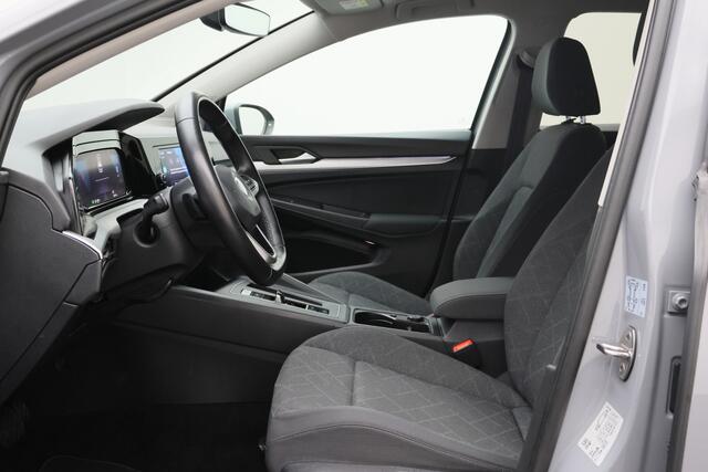 Volkswagen GOLF 1.0 eTSI Life Virtual Cockpit, Sfeerverlichting, Climate, ACC, Apple Carplay, PDC, 16''