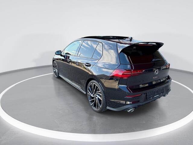 Volkswagen GOLF 2.0 TSI 300pk DSG GTI Clubsport · Panoramadak · Leder Vienna · Camera · Harman & Kardon · Stuur- & Stoelverwarming & Stoelverkoeling · Elek. Stoel + Geheugen · Dodehoeksensoren ·