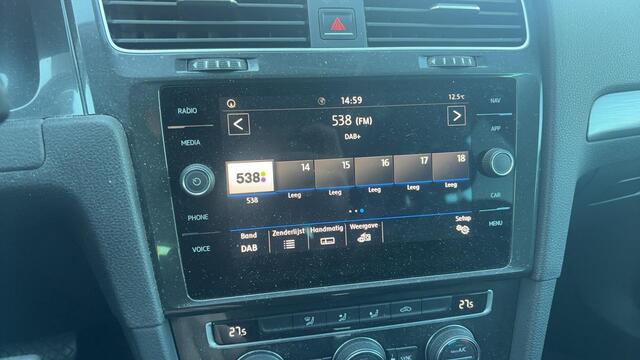 Volkswagen GOLF 1.0 TSI Comfortline AUTOMAAT / CARPLAY / NAVI / CLIMA / PDC / BLUETOOTH / ACC / DAB+ / NL-AUTO