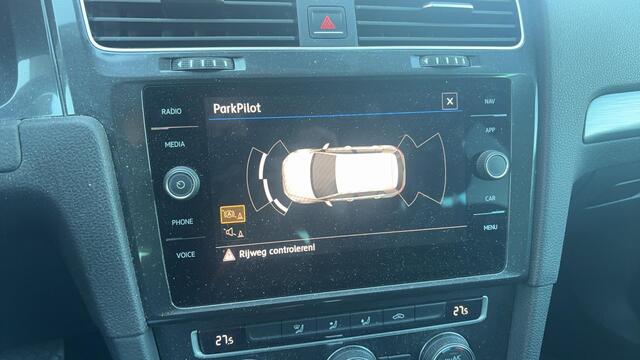 Volkswagen GOLF 1.0 TSI Comfortline AUTOMAAT / CARPLAY / NAVI / CLIMA / PDC / BLUETOOTH / ACC / DAB+ / NL-AUTO