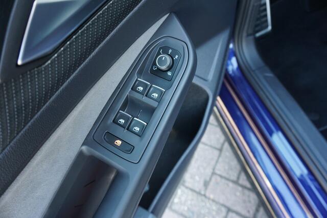 Volkswagen GOLF 1.5 eTSI DSG R-Line Camera | ECC | Stoelverw. | LED *All in prijs*