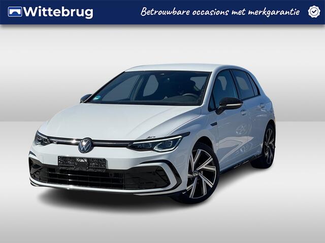 Volkswagen GOLF 1.5 eTSI 130PK Hand. R-Line / Black Style / Digital Cockpit Pro/ Achteruitrijcamera / 18'' LMV / VW