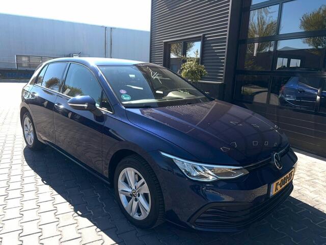 Volkswagen GOLF 1.0 TSI Life LED! NAVI! DEALER ONDERHOUDEN!
