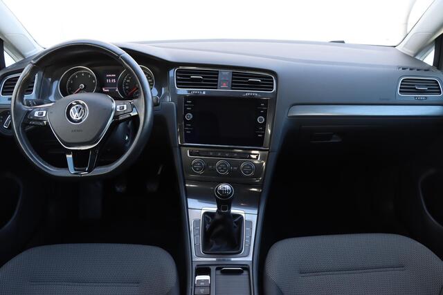 Volkswagen GOLF 1.0 TSI Comfortline 110pk | Carplay | Adaptive | Sensoren