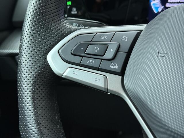 Volkswagen GOLF Variant R-Line-Edition 1.5 eTSI | 116 PK | Automaat | LED Matrix | 360 Camera | Elektrische Achterklep |