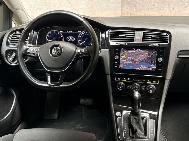 Volkswagen GOLF Variant 1.5 TSI Highline Automaat (APPLE CARPLAY, VIRTUAL DASHBOARD, GROOT NAVI, KEYLESS, CAMERA, ALCANTARA, SPORTSTOELEN, STOELVERWARMING, GETINT GLAS, ADAPTIVE CRUISE, NIEUWSTAAT)