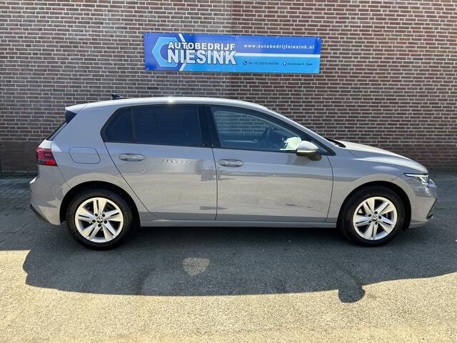 Volkswagen GOLF 1.5 TSI