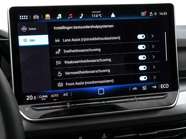 Volkswagen GOLF 1.5 eHybrid Life Edition 204 pk 6 versn. DSG · Achteruitrijcamera · Draadloze telefoonlader ·