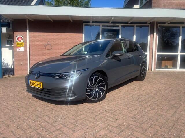 Volkswagen GOLF 1.0 TSI Life Business