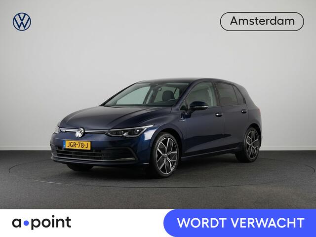 Volkswagen GOLF 1.5 eHybrid Style Edition 204 pk Automaat (DSG) | Verlengde garantie | Navigatie via App | Parkeersensoren (Park assist) | Achteruitrijcamera | Stoel/stuur verwarming |