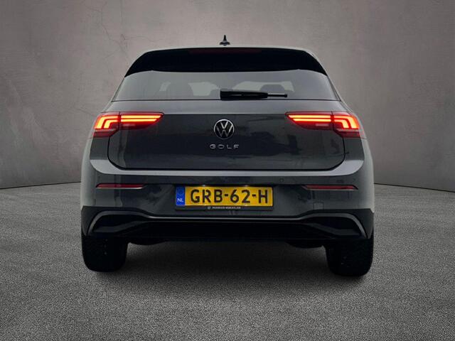 Volkswagen GOLF Life Edition 1.5 TSI 115pk Adaptive cruise control, Achteruitrijcamera, LED koplampen, App connect, Stoelverwarming, Parkeersensoren