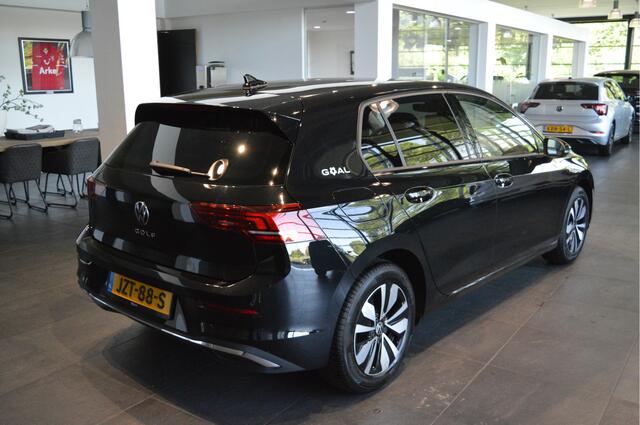 Volkswagen GOLF 1.5 TSI GOAL navi clima cruise trekhaak !!
