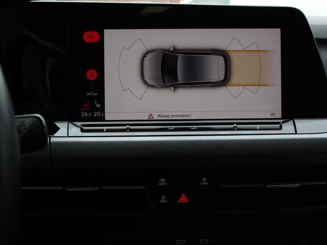 Volkswagen GOLF 1.0 eTSI 110pk Active Automaat Panorama dak Navigatie Climate Control Adaptive Cruise Control Virtual Cockpit Stoelverwarming Extra Getint Glas