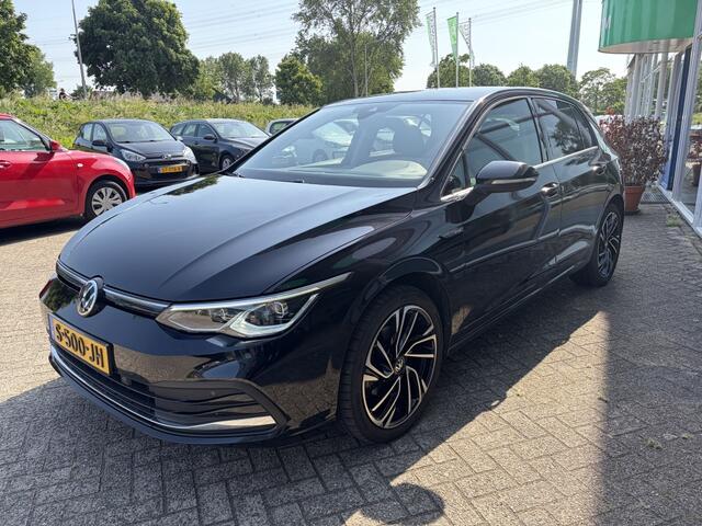 Volkswagen GOLF 1.5 eTSI Style, 150pk, Nav, Carplay, Stoelverw. Digital Cockpit