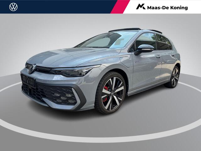 Volkswagen GOLF 1.5 eHybrid 272pk DSG GTE · Panoramadak · Camera · Matrix LED · Stuur- & Stoelverwarming · Sfeerverlichting · Apple/Android Car Play · Garantie t/m 15-09-2030 of 100.000km