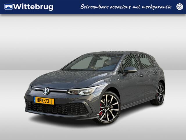 Volkswagen GOLF 1.4 eHybrid GTE / Afneembare Trekhaak / Achteruitrijcamera / Stuur + Stoelverwarming / LED-Plus / Draadloze App-Connect