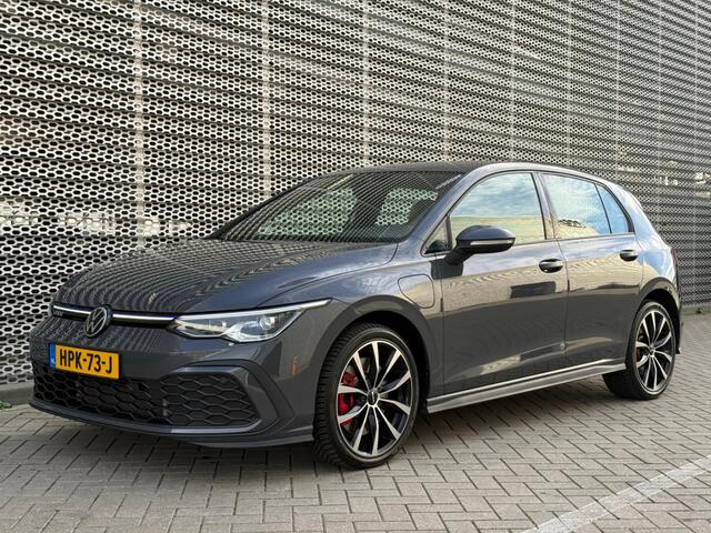 Volkswagen GOLF 1.4 eHybrid GTE / Afneembare Trekhaak / Achteruitrijcamera / Stuur + Stoelverwarming / LED-Plus / Draadloze App-Connect