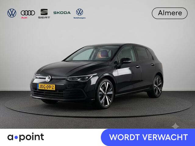 Volkswagen GOLF 1.5 eHybrid Life Edition 204 pk Automaat (DSG) | Verlengde garantie | Navigatie via App | Panoramadak | Parkeersensoren (Park assist) | Achteruitrijcamera |