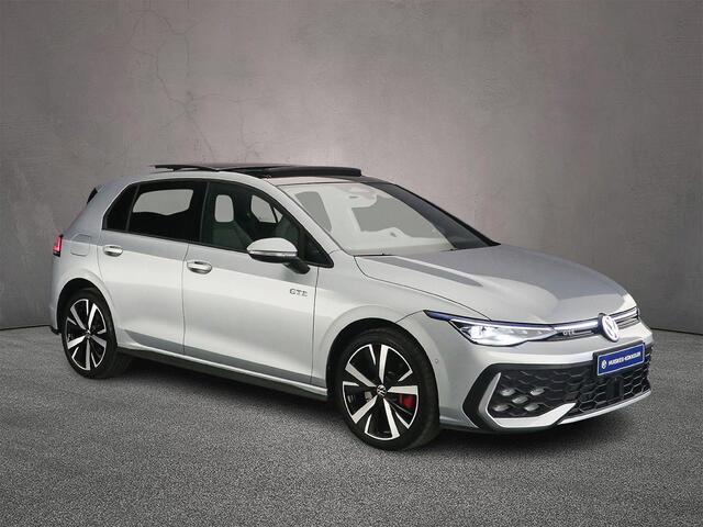 Volkswagen GOLF GTE 1.5 TSI eHybrid 272pk DSG Automaat Trekhaak, 360 camera, Lederen bekleding, Panoramadak, Adaptive cruise control, LED matrix koplampen