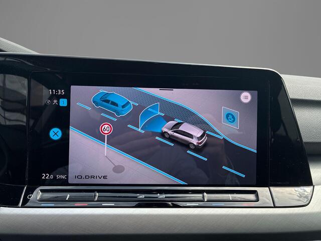 Volkswagen GOLF 1.0 eTSI 110pk DSG Life Business · Camera · Apple/Android Car Play · ACC · Sfeerverlichting · Navigatie · Verkeersbord Detectie · Garantie t/m 06-02-2028 of 100.000km