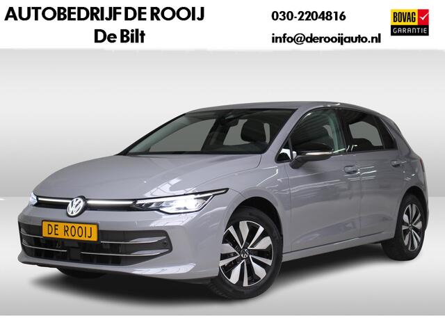 Volkswagen GOLF 1.5 TSI Goal Navigatie | 4-Seizoenen banden | Parkeersensoren | Fabrieksgarantie