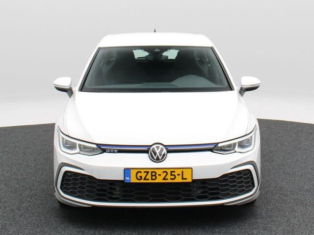 Volkswagen GOLF 1.4 eHybrid GTE 245 Pk | Stoelverwarming | Adaptive Cruise | Full LED | Navigatie | Carplay | 18 inch | 54.560 Km !!
