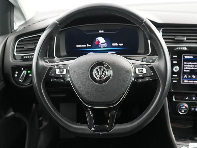 Volkswagen GOLF Variant 1.5 TSI Highline Business R | Winterpakket | Camera | Virtual | ACC |