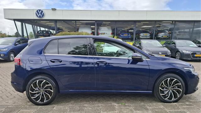 Volkswagen GOLF 1.4 eHybrid 204pk DSG Style Memory / Camera / LED koplampen / 17" LMV