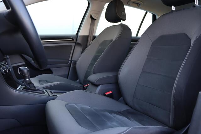 Volkswagen GOLF 1.5 TSI Highline 130pk DSG7