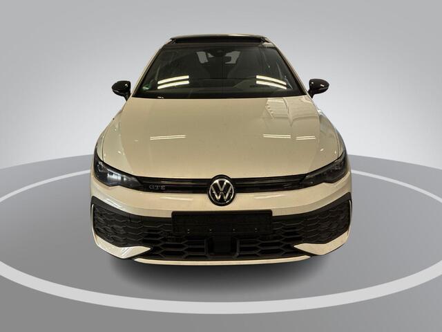 Volkswagen GOLF 1.5 272pk DSG eHybrid GTE · Panoramadak · Wegklapbare Trekhaak · Stoel ventilatie · Leder · Elek. Voorstoel · 18'' Inch · Garantie t/m 22-09-2030 of 100.000km